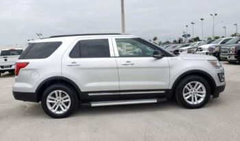 2017 Ford Explorer XLT full