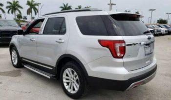 2017 Ford Explorer XLT full