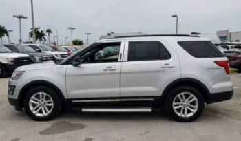 2017 Ford Explorer XLT full