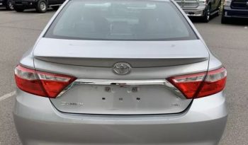 2015 Toyota Camry SE full