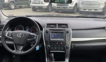 2015 Toyota Camry SE full