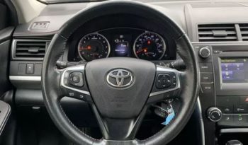 2015 Toyota Camry SE full