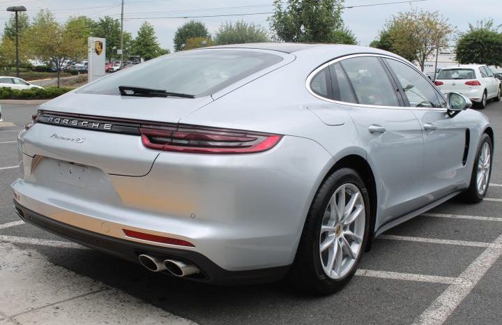 2018 Porsche Panamera 4S full