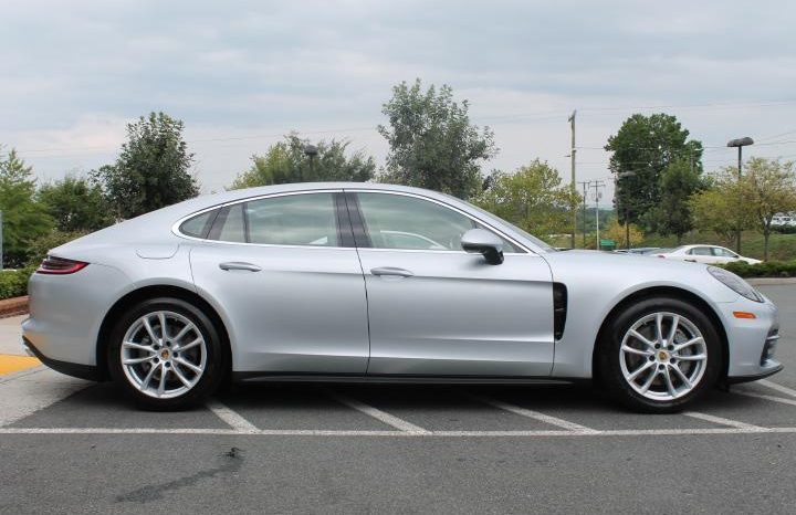 2018 Porsche Panamera 4S full