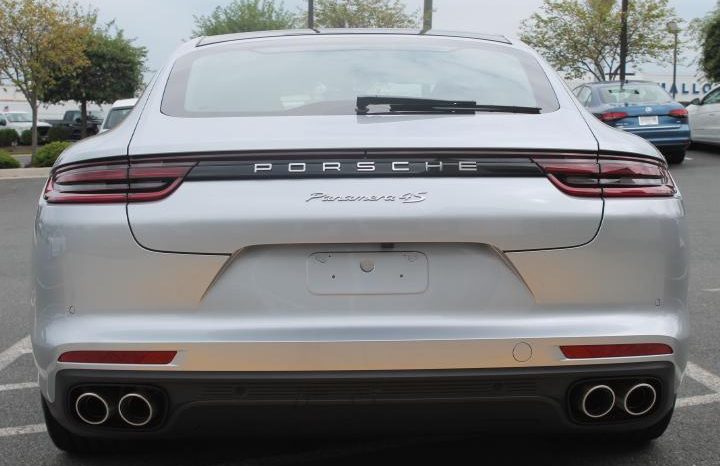 2018 Porsche Panamera 4S full