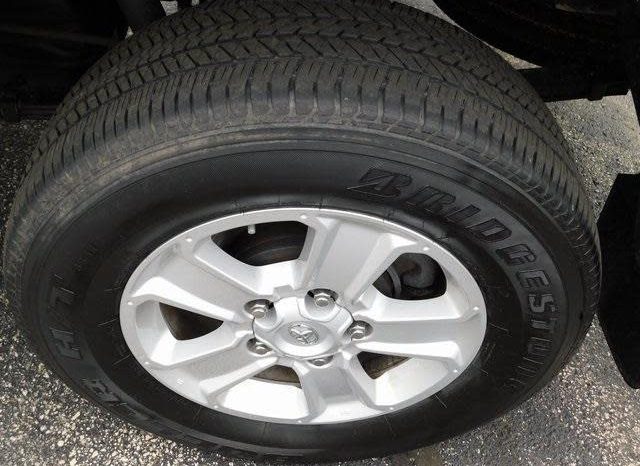 2016 Toyota Tundra SR5 full