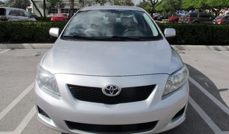 2010 Toyota Corolla LE full