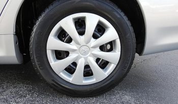 2013 Toyota Corolla L full