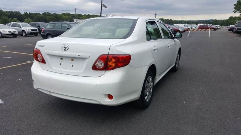 2009 Toyota Corolla LE full