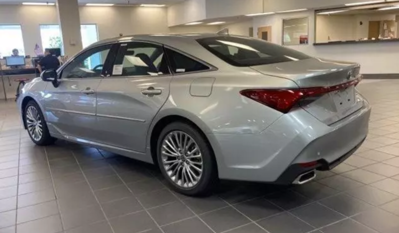 2022 Toyota Avalon Limited full