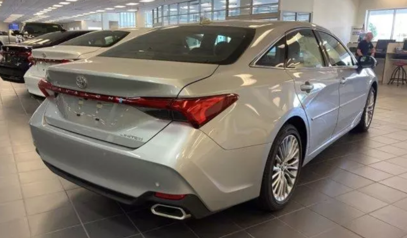 2022 Toyota Avalon Limited full