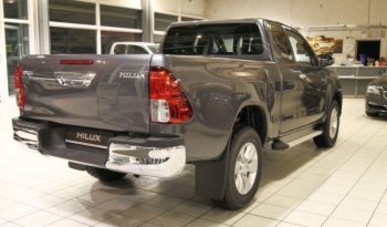 2018 Toyota Hilux Extra Cab full