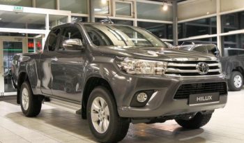 2018 Toyota Hilux Extra Cab full