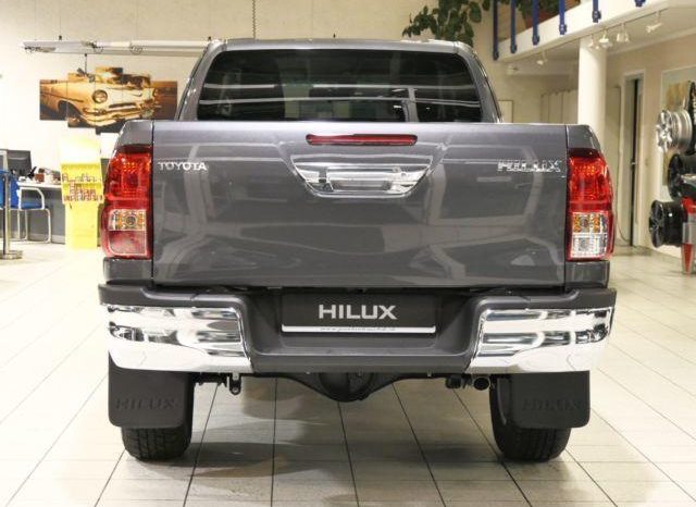 2018 Toyota Hilux Extra Cab full