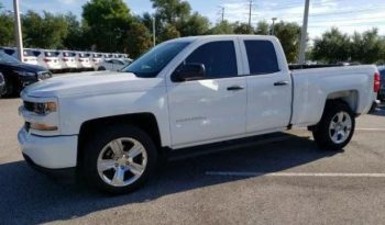 2017 Chevrolet Silverado 1500 Custom full