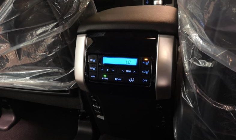 2019 Toyota LandCruiser Prado TXL 150 full