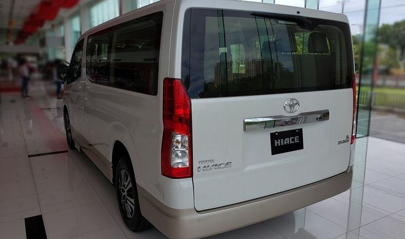 2020 Toyota Hiace GL Grandia Tourer full