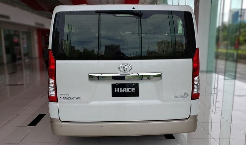 2020 Toyota Hiace GL Grandia Tourer full