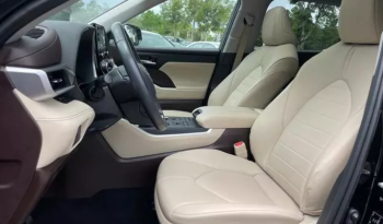 2020 Toyota Highlander XLE full