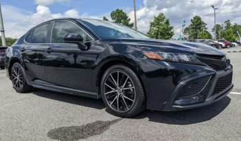 2021 Toyota Camry SE full