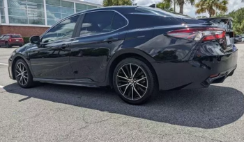 2021 Toyota Camry SE full