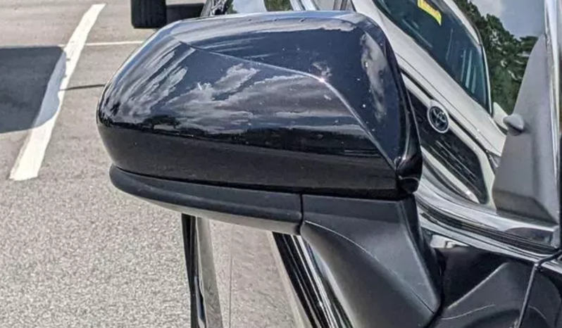 2021 Toyota Camry SE full