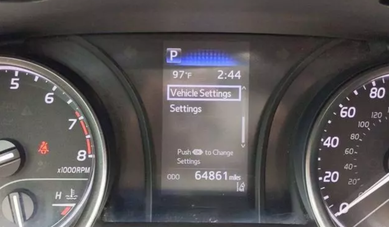 2021 Toyota Camry SE full