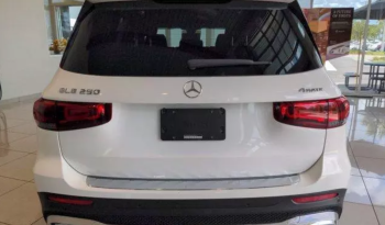 2021 Mercedes-Benz GLB 250 Base 4MATIC full