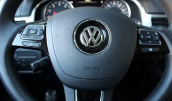2016 Volkswagen Touareg VR6 Lux full