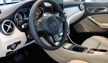 2017 Mercedes-Benz CLA 250 Base 4MATIC full