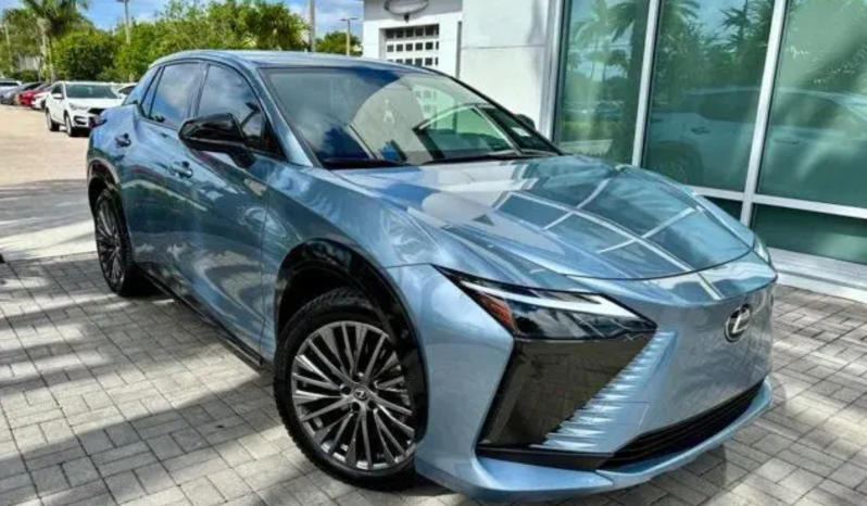 2023 Lexus RZ 450e Luxury full