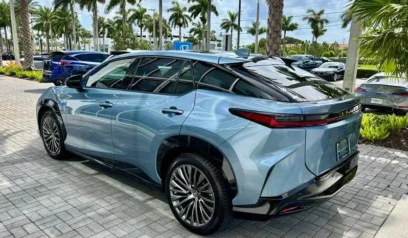 2023 Lexus RZ 450e Luxury full