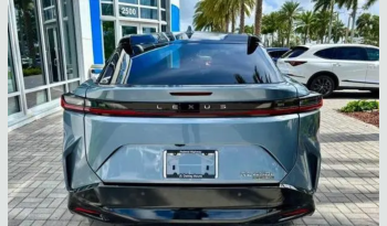 2023 Lexus RZ 450e Luxury full