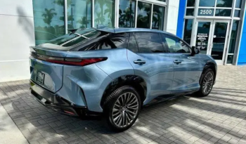 2023 Lexus RZ 450e Luxury full