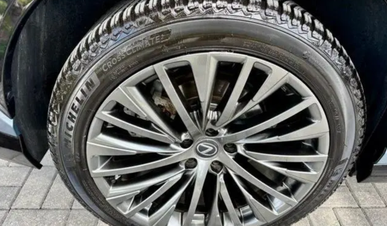 2023 Lexus RZ 450e Luxury full