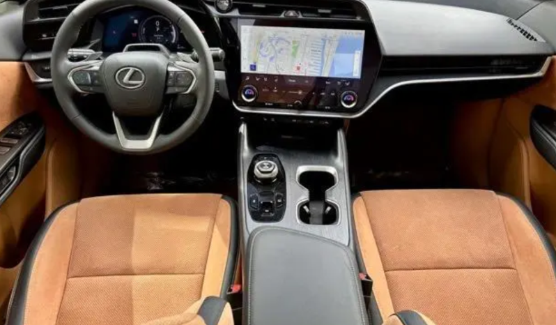 2023 Lexus RZ 450e Luxury full
