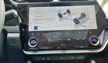 2023 Lexus RZ 450e Luxury full