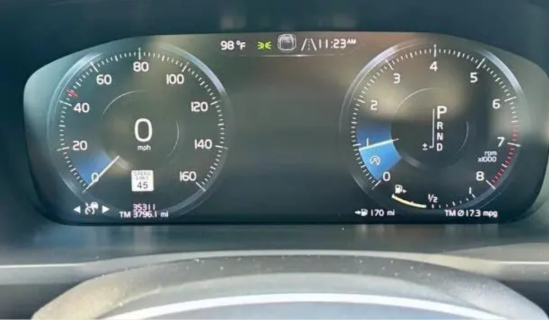2022 Volvo XC90 T5 Momentum full