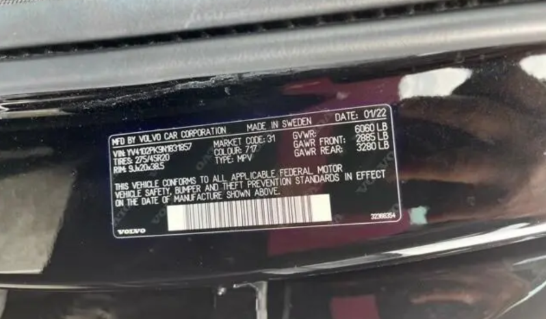 2022 Volvo XC90 T5 Momentum full