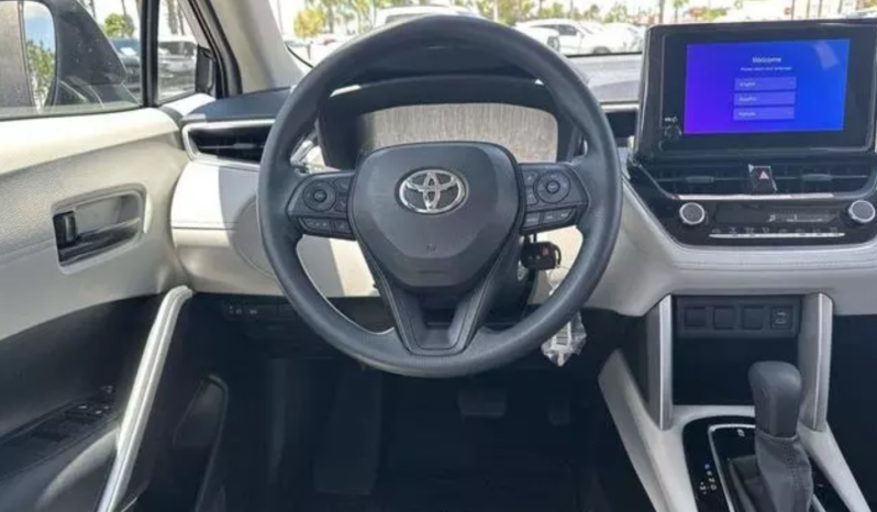 2023 Toyota Corolla Cross L full