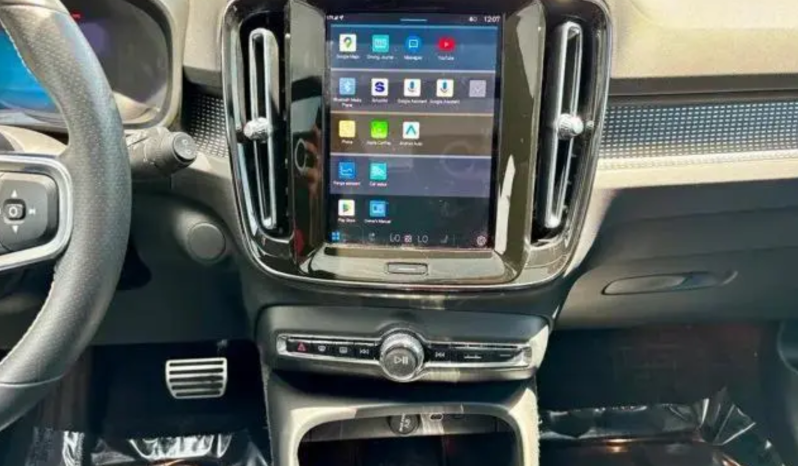 2021 Volvo XC40 Recharge Pure Electric P8 full