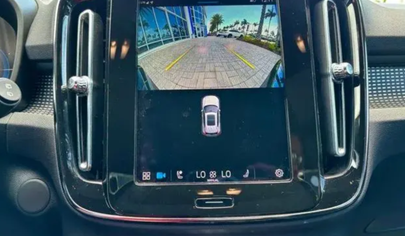 2021 Volvo XC40 Recharge Pure Electric P8 full