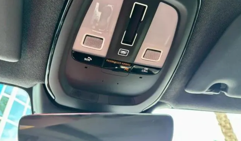 2021 Volvo XC40 Recharge Pure Electric P8 full