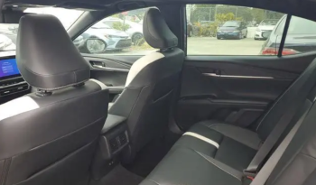 2025 Toyota Camry SE full