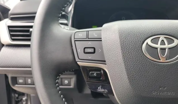 2025 Toyota Camry SE full