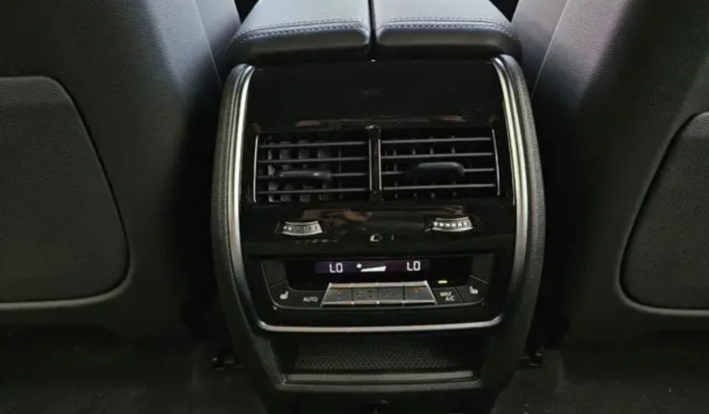 2026 BMW X6 xDrive40i full