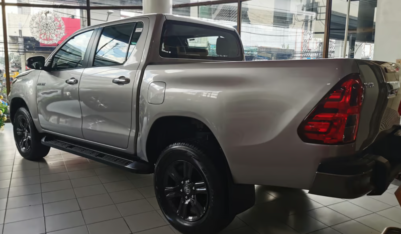 2025 Toyota Hilux Double Cab G 2.4L Diesel full