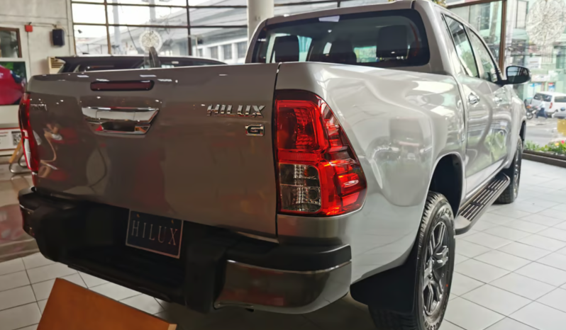 2025 Toyota Hilux Double Cab G 2.4L Diesel full