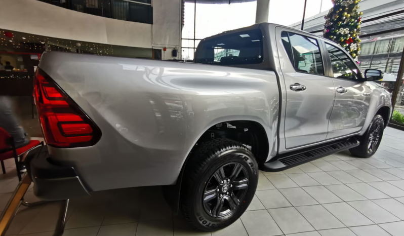 2025 Toyota Hilux Double Cab G 2.4L Diesel full