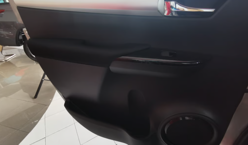 2025 Toyota Hilux Double Cab G 2.4L Diesel full